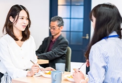 時間を問わず利用できる食事環境